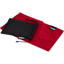Raquel gerecyclede PET sport koelhanddoek in een pouch