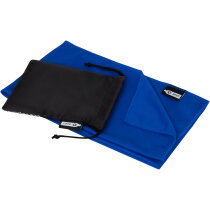 Raquel gerecyclede PET sport koelhanddoek in een pouch